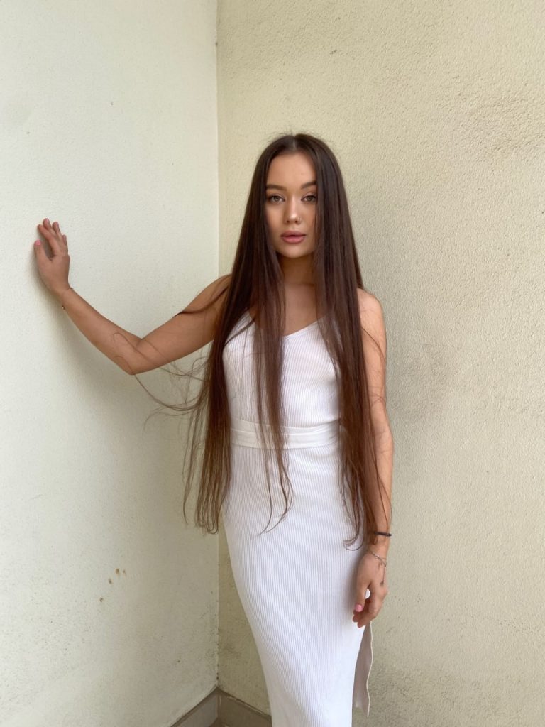 Лучшие эскорт услуги от Лина в Питере