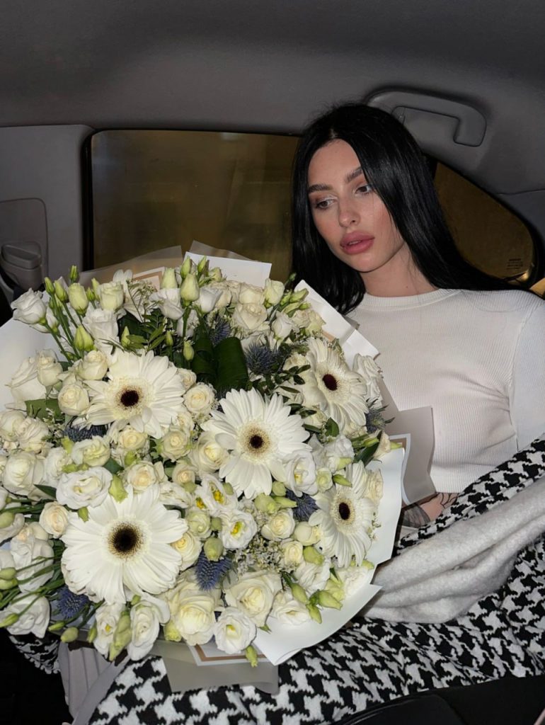 Лучшие эскорт услуги от Лекси в Питере