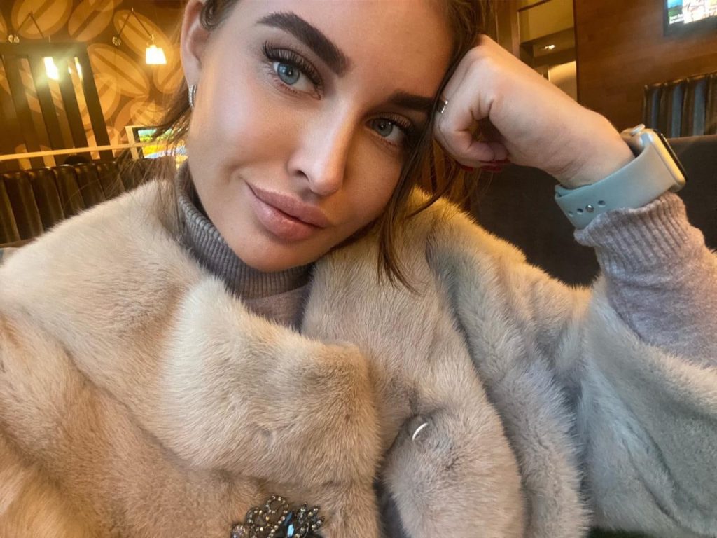 Ночной эскорт от Лика Питер