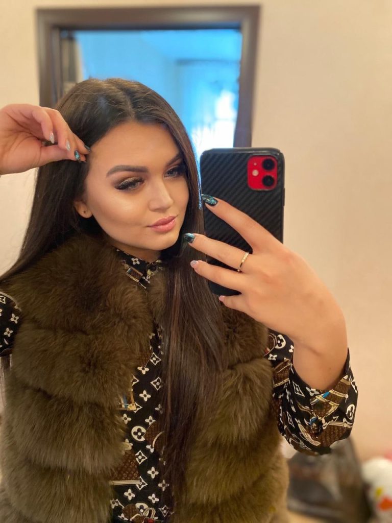 Лучшие эскорт услуги от Анжела работает в Питере