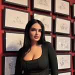 Лучшие эскорт услуги от Зарина в Питере