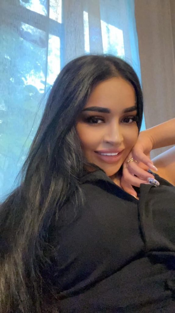 Лучшие эскорт услуги от Самира в Питере