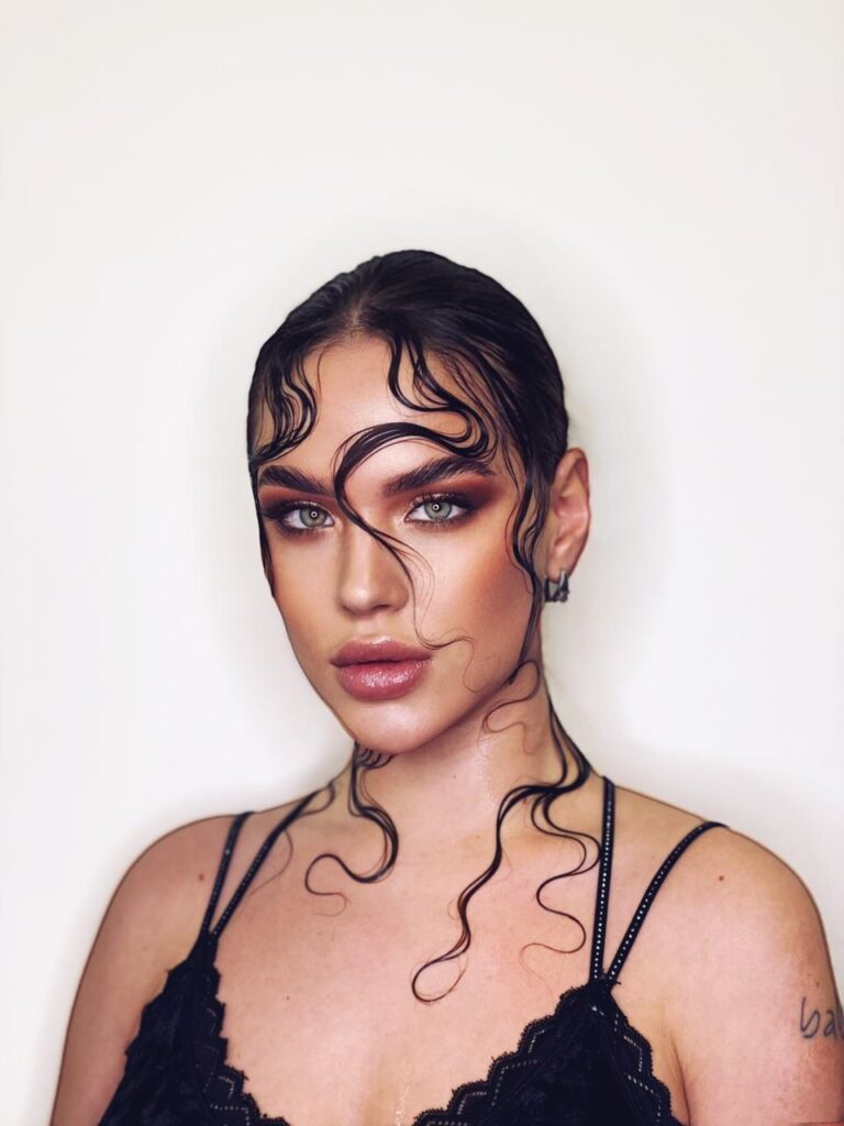 Лучшие эскорт услуги от Айза Питер